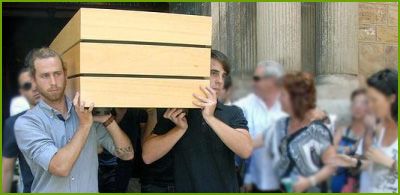Miradas03-Mikifuneral.jpg