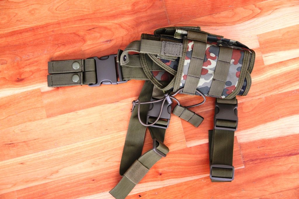 Tornadoadjustablepistolholster2E15.jpg